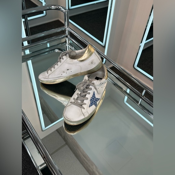 Golden Goose Sneakers - Picture 3 of 4